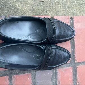 SAS Women's Black Leather Loafers